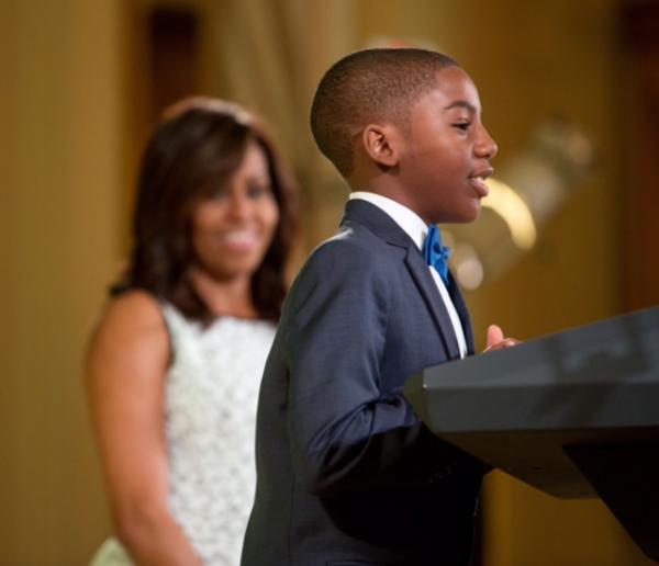 Samuel Davis speaking at the Kids’ State Dinner 