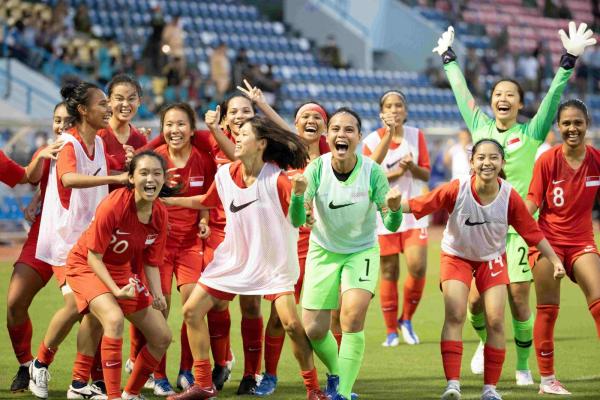 singapore-invites-more-girls-to-try-football-kid-reporters-notebook