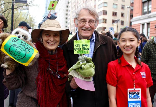 Mary Stenton Carson, a science teacher, and Mike Carson from New York City brought along their owl and frog puppets.