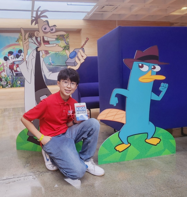 Photo with Dr. Doofenshmirtz (left) and Agent Perry the Platypus (right) Photo with Dr. Doofenshmirtz (left) and Agent Perry the Platypus (right)