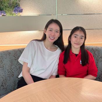 Alexis pictured with Olympic gold medalist Vivian Kong