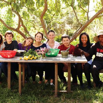 As part of her Edible Schoolyard Projects, Chef Alice Waters (center) encourages schools to create gardens, allowing students to grow their own fruits and vegetables. Waters co-founded Chez Panisse, one of the country’s first farm-to-table restaurants, in 1971. 