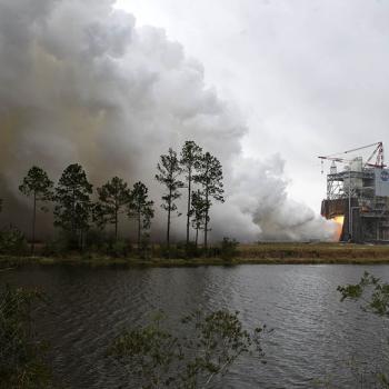 On March 10, NASA engineers conduct a successful test firing of RS-25 rocket engine No. 2059 on the A-1 Test Stand at Stennis. The hot fire marks the first test of an RS-25 flight engine for NASA’s new Space Launch System vehicle.
